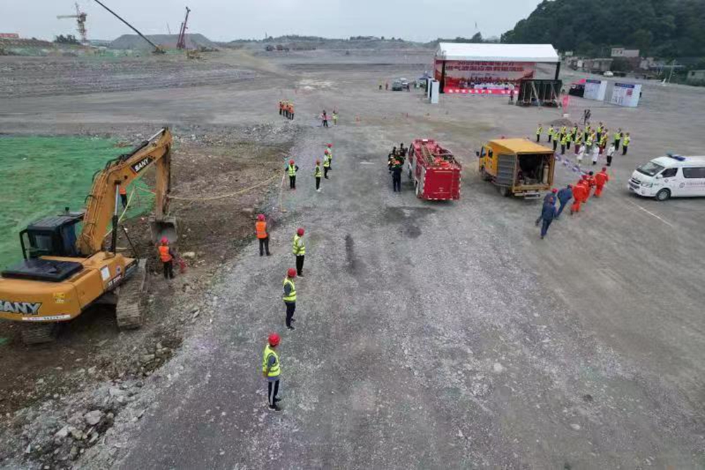 2022年安全生產(chǎn)月燃?xì)庑孤?yīng)急救援演練活動(圖6) 2022年安全生產(chǎn)月燃?xì)庑孤?yīng)急救援演練活動(圖6)